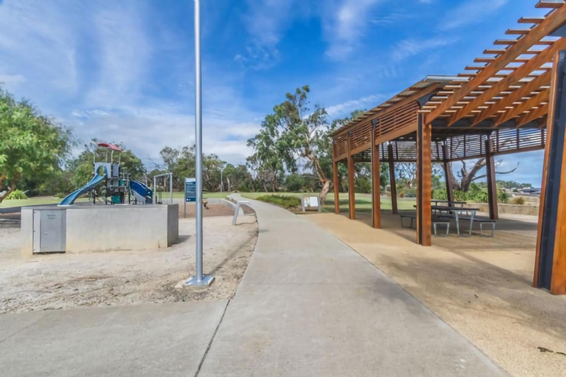 Currawong Close Pool Pool Table Alfresco Featured Cowes Exterior foto